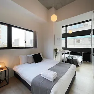 Bhotel Nekoyard - Contemporary Loft Near Peace Park 広島市